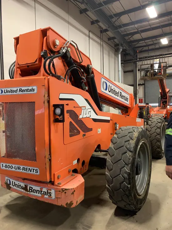 2015 SKYTRAK 6042 Forklift