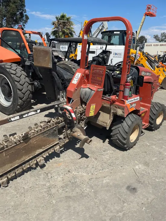 2018 Ditch Witch RT45 Ride-On Trencher