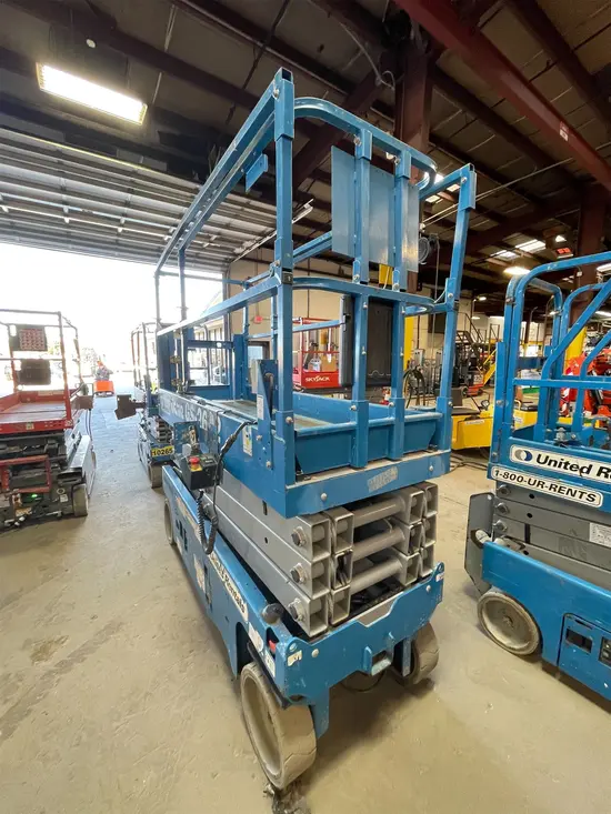 2016 Genie GS-2632 Scissor Lift