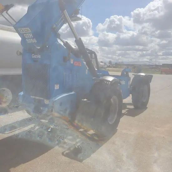 2016 Genie GTH-1056 Forklift