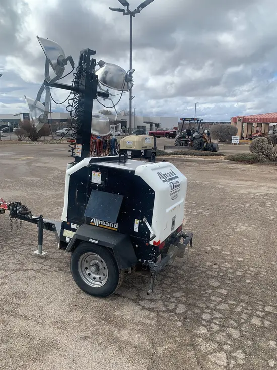 2019 Allmand NLV-ML3EC Portable Work Light