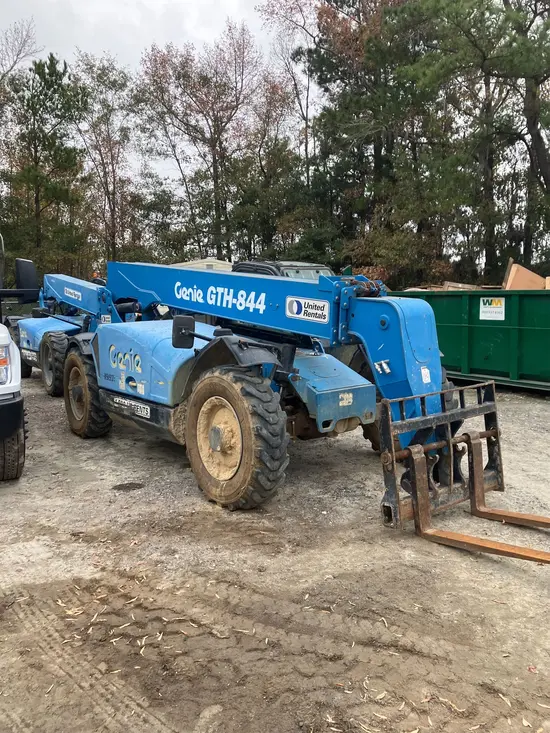 2015 Genie GTH-844D Forklift