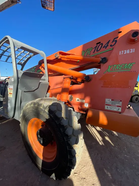 2016 XTREME XR1045 Forklift