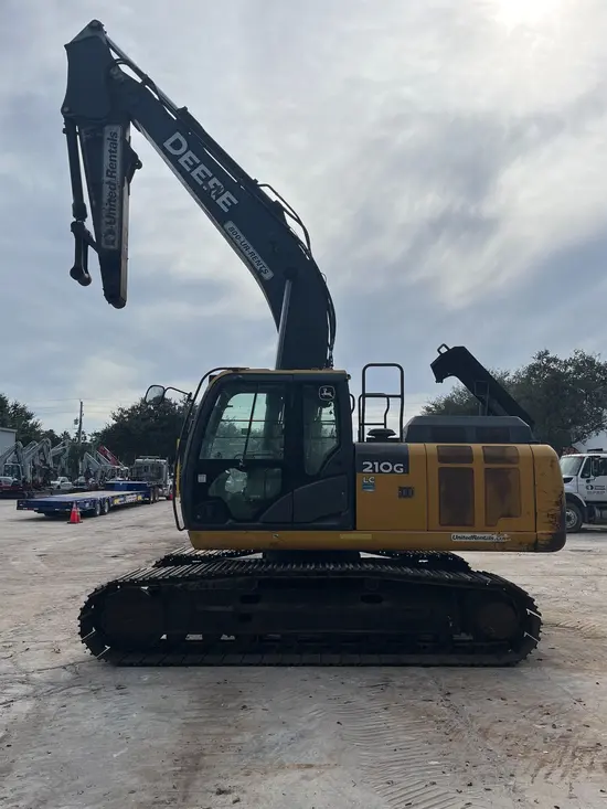 2019 John Deere 210G LC Excavator