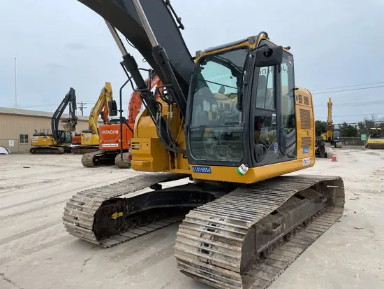 2019 John Deere 245G LC Excavator