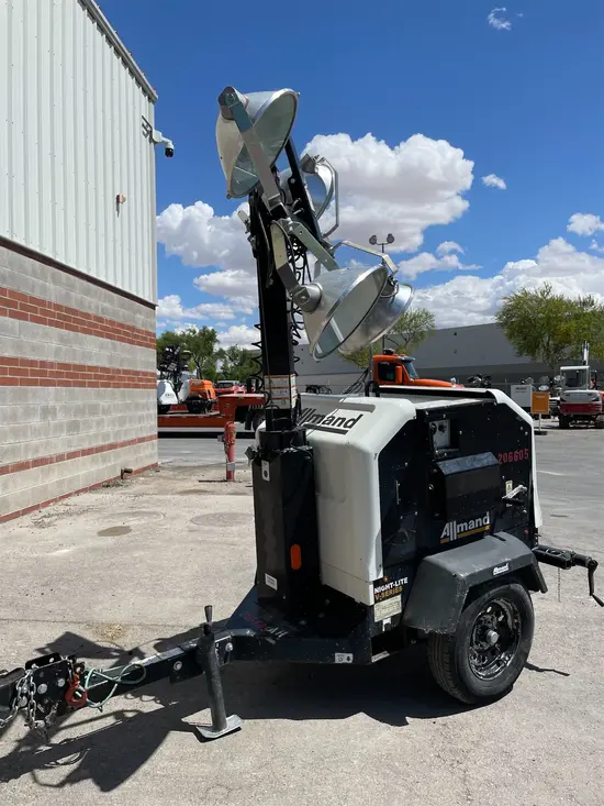 2018 Allmand NL-V Portable Work Light