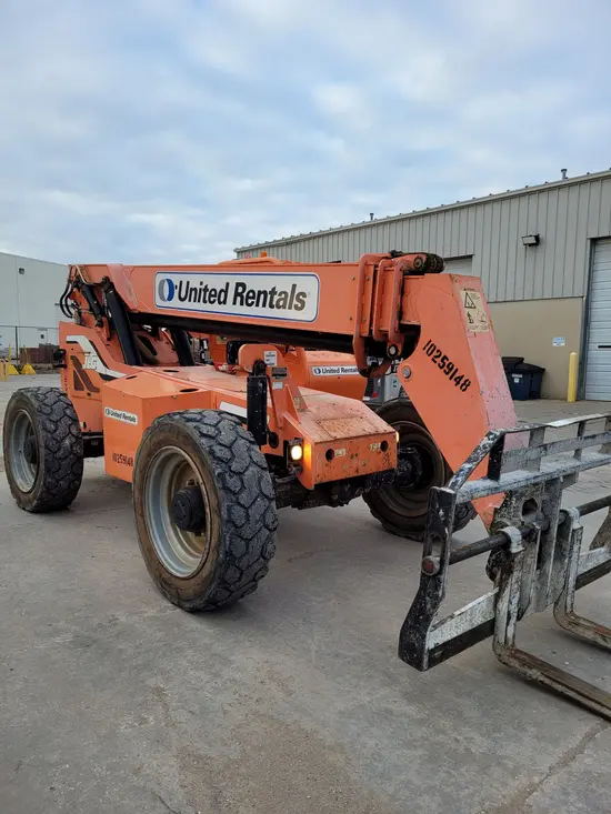 2014 SKYTRAK 6042 Forklift