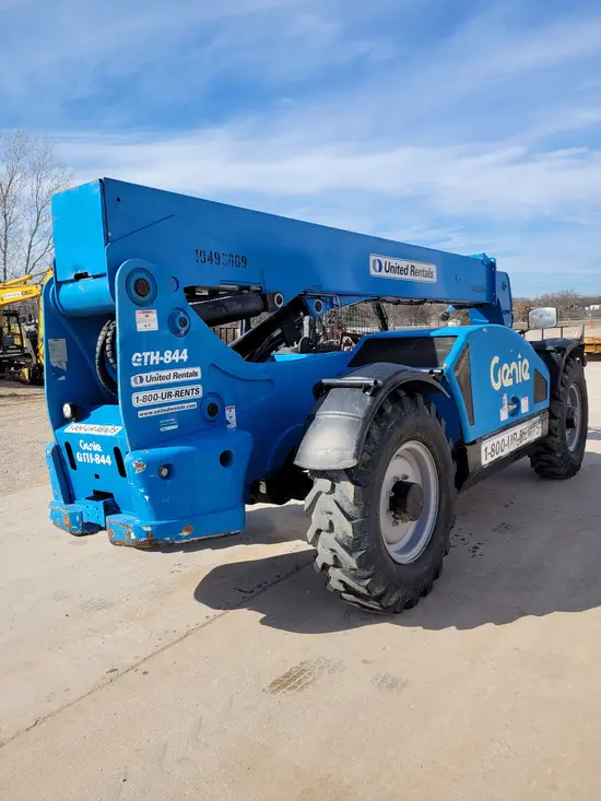 2016 Genie GTH-844 Forklift