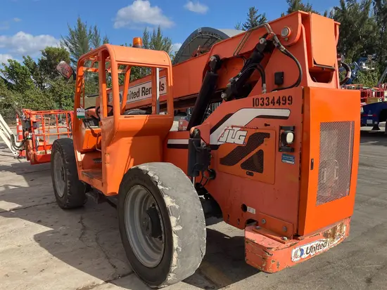 2015 SKYTRAK 6042 Forklift