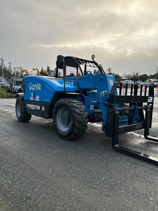 2017 Genie GTH-5519 Forklift