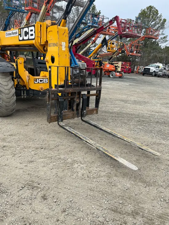 2015 JCB 507-42 Forklift
