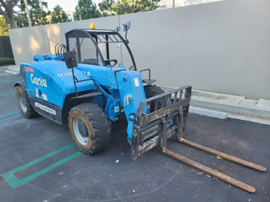 2017 Genie GTH-5519 Forklift