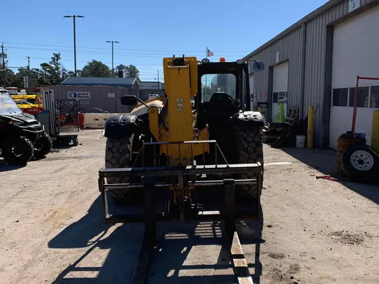 2014 JCB 507-42 Forklift