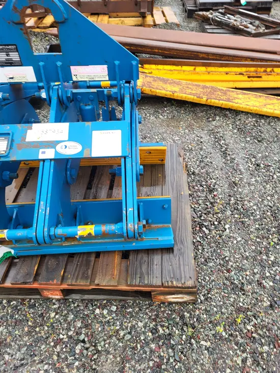 2023 Kenco KL12000