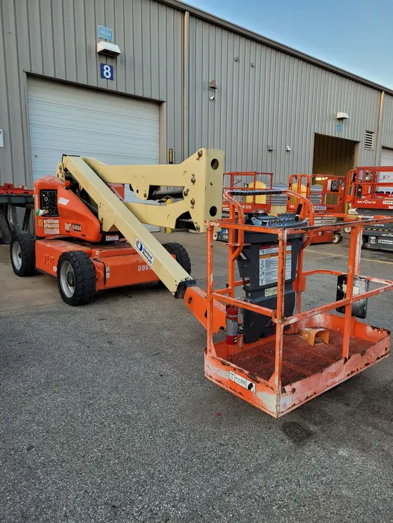 2014 JLG E450A Articulating Boom Lift