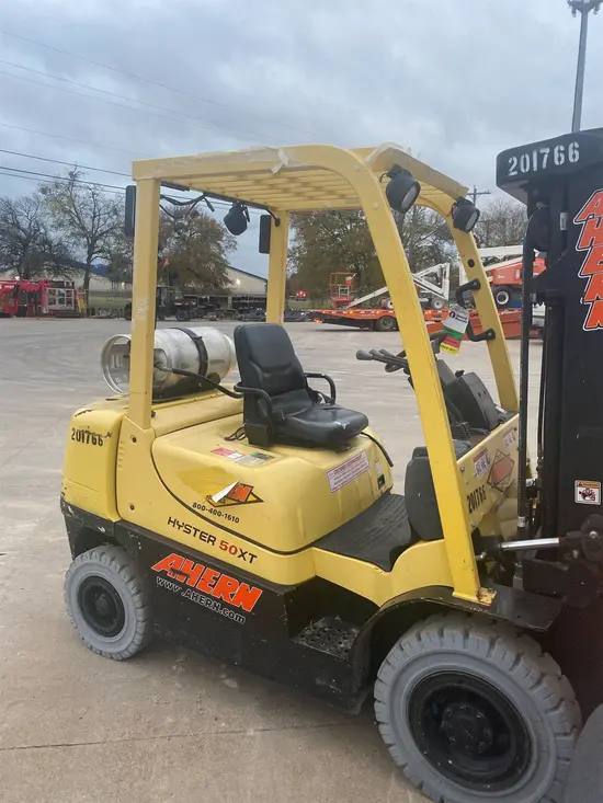 2017 HYSTER H50XT Warehouse Forklift
