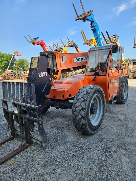 2016 SKYTRAK 8042 Forklift