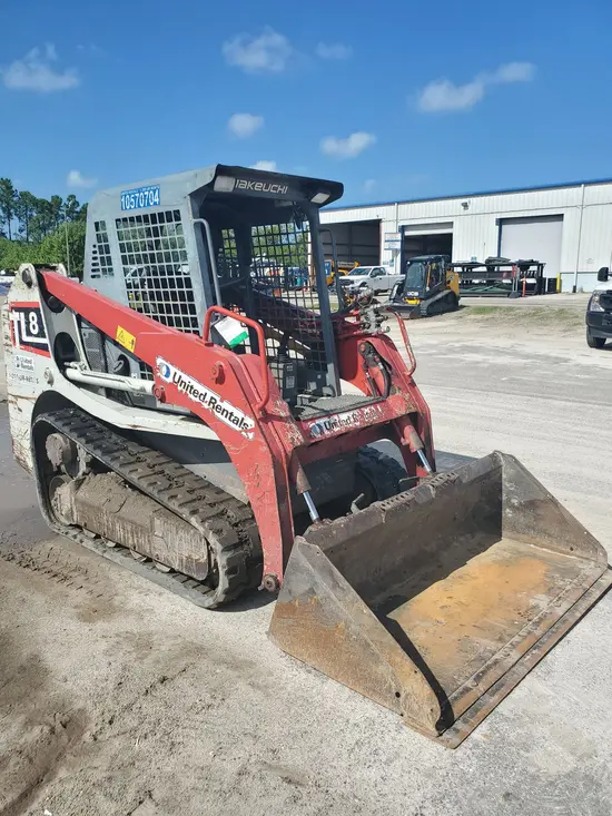 2017 Takeuchi TL8W Track Loader