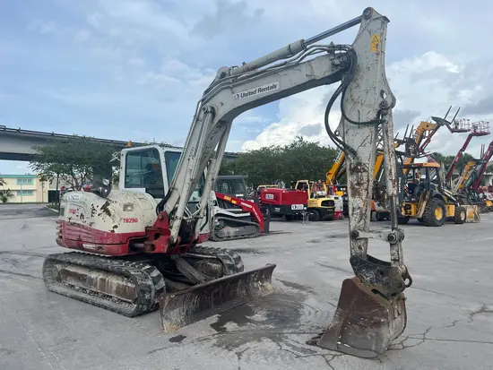 2016 Takeuchi TB290C Mini Excavator