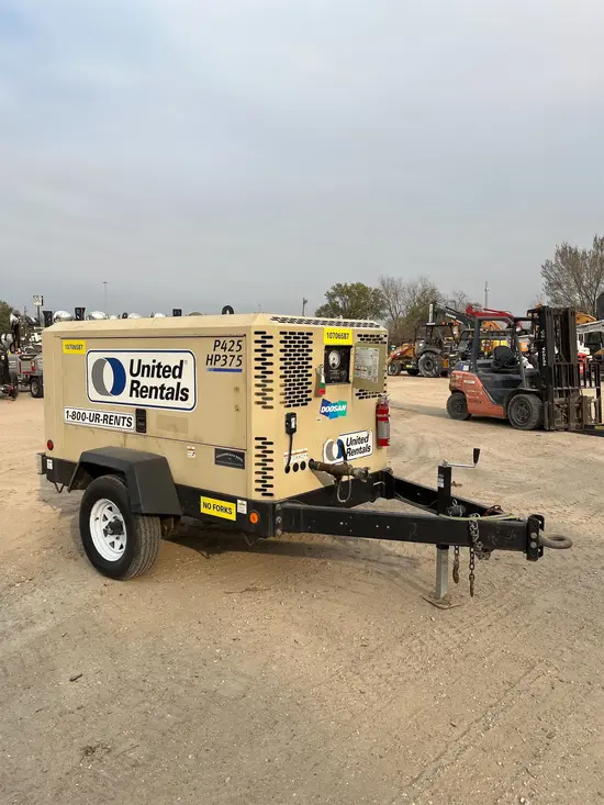 2018 Doosan P425/HP375WCUT4 Air Compressor