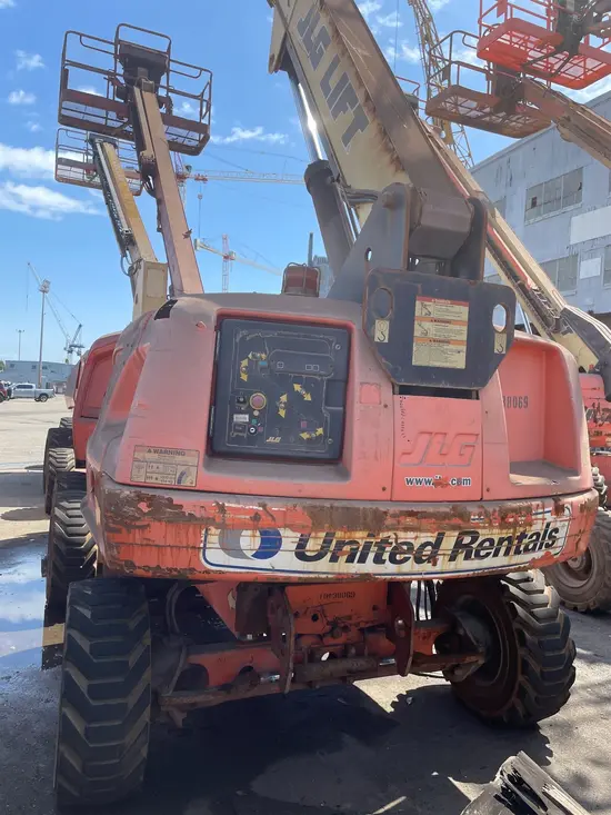 2013 JLG 400S Boom Lift