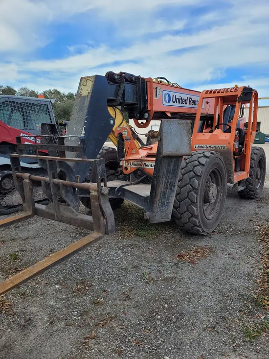 2016 SKYTRAK 10054 Forklift