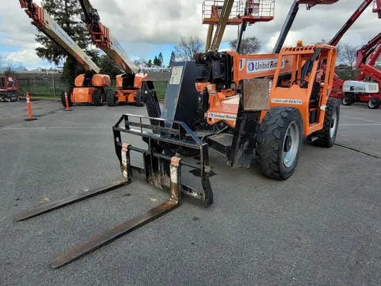 2016 SKYTRAK 10054 Forklift