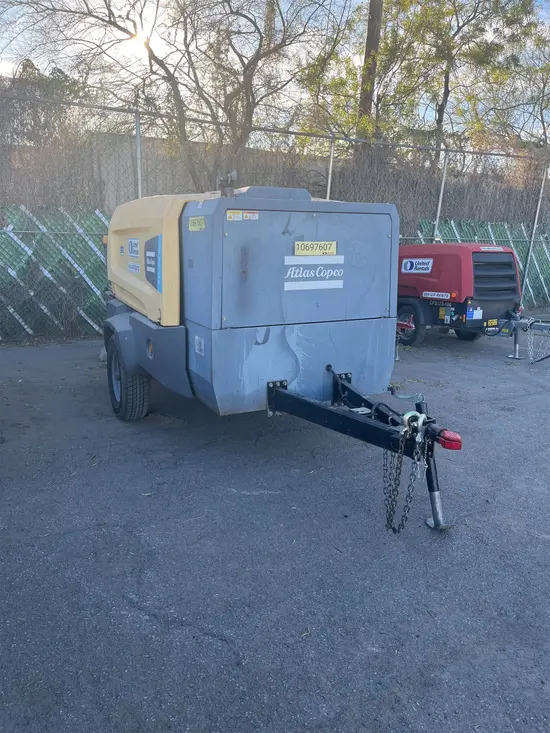 2017 Atlas Copco XAS440JD T4F Air Compressor