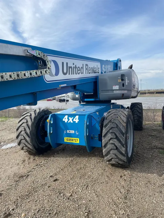 2015 Genie S-125 Boom Lift