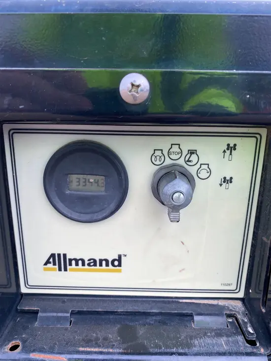 2019 Allmand NLV-ML3EC Portable Work Light