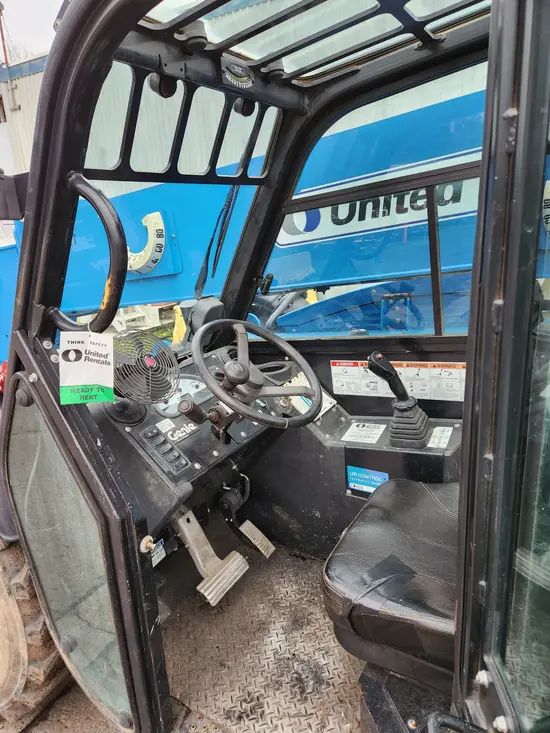 2016 Genie GTH-844 Forklift