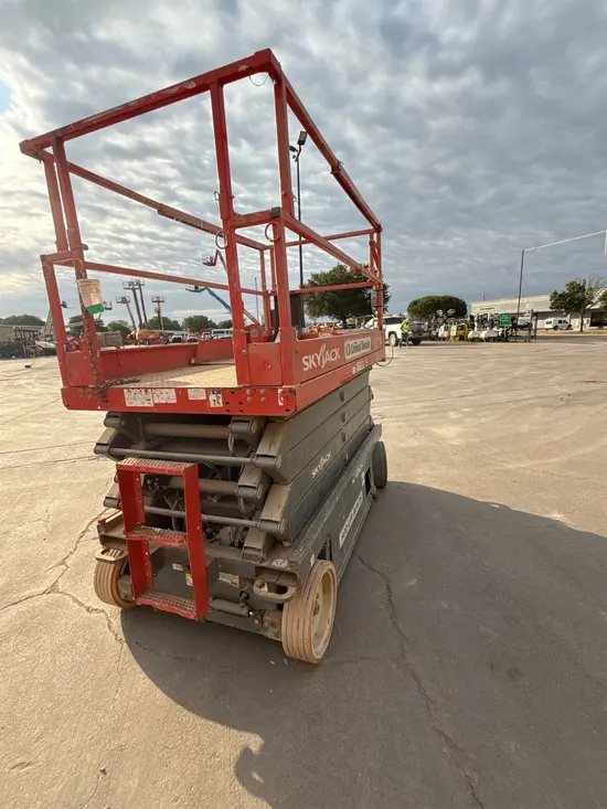 2017 Skyjack SJIII4632 Scissor Lift