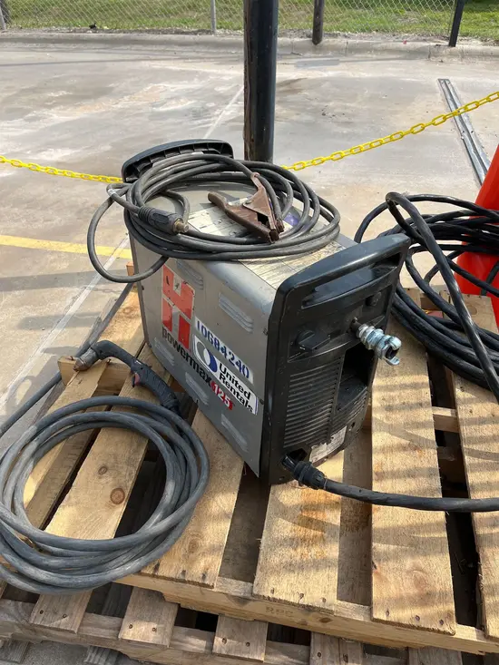 2017 HYPERTHERM POWERMAX 125 Welder