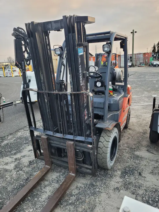 2018 Toyota 8FGU25 Warehouse Forklift