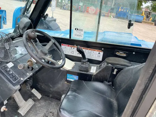 2016 Genie GTH-1056 Forklift