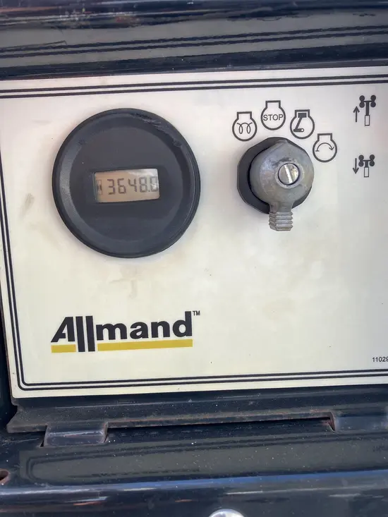 2019 Allmand NLV-ML3EC Portable Work Light