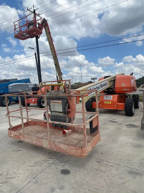 2017 JLG 600S Boom Lift