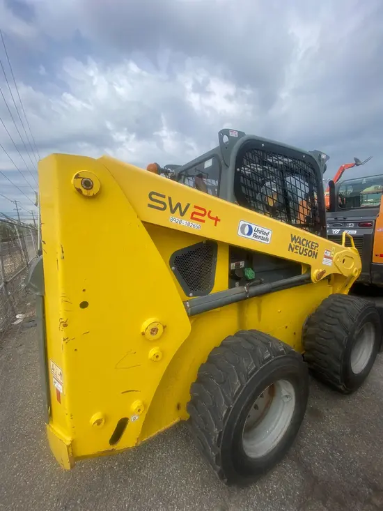 2017 Wacker Neuson SW24 Track Loader