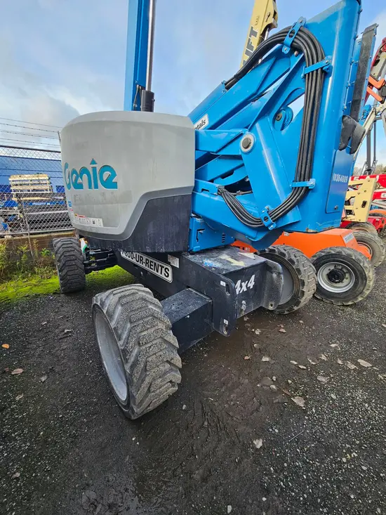 2016 Genie GTH-1056 Forklift