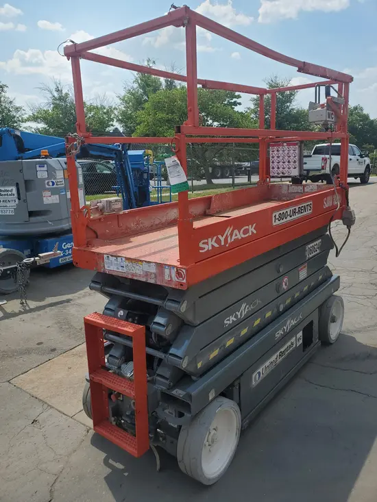 2017 Skyjack SJIII3226 Scissor Lift