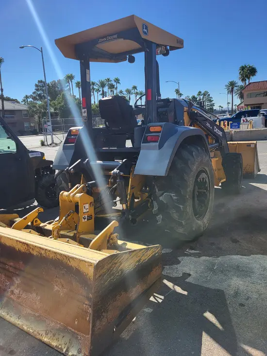 2015 John Deere 210L EP Wheel Loader