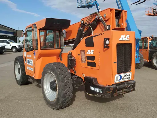 2016 SKYTRAK 8042 Forklift
