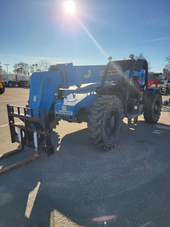 2014 Genie GTH-844 Forklift