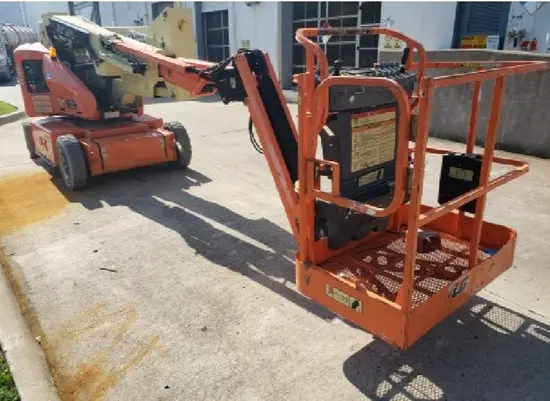 2012 JLG E400AJPN Articulating Boom Lift