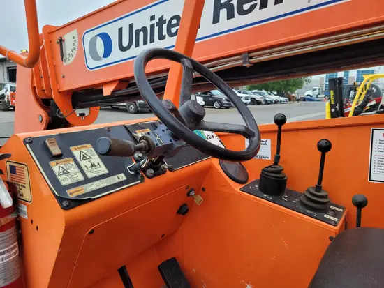 2015 SKYTRAK 6042 Forklift