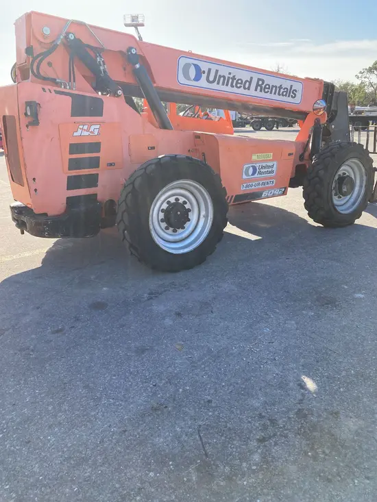 2016 SKYTRAK 6042 Forklift