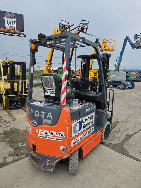 2022 Toyota 8FBCU25 Warehouse Forklift