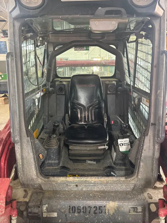 2017 Takeuchi TL10V2-CR Track Loader