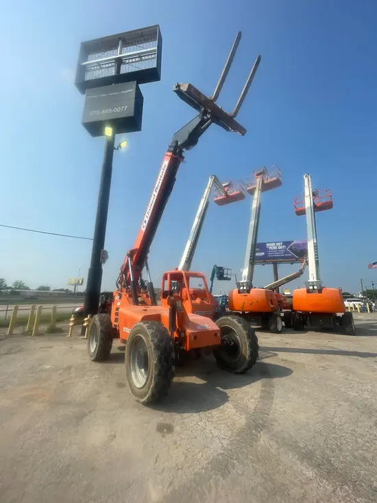 2016 SKYTRAK 6042 Forklift