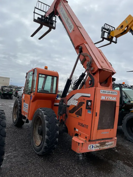 2015 SKYTRAK 6042 Forklift